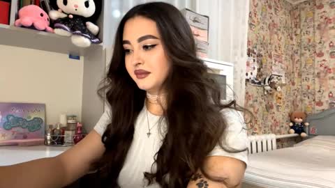 Enni online show from November 11, 6:41 pm