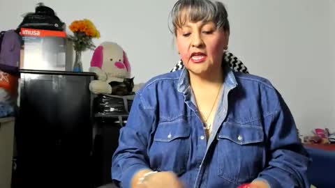 Snapshot of merlyna_goldens chatting on April 30, 4:52 am My next birthday is December 11th. online show from April 30, 4:52 am