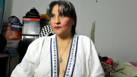 Snapshot of merlyna_goldens chatting on May 9, 6:29 am My next birthday is December 11th. online show from May 9, 6:29 am
