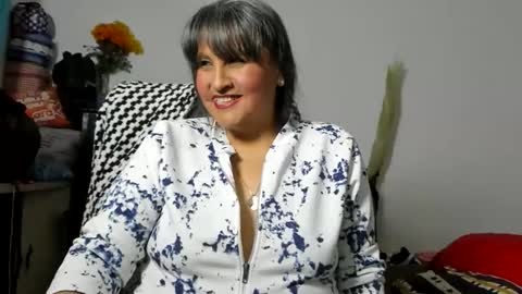 Snapshot of merlyna_goldens chatting on May 22, 3:46 am My next birthday is December 11th. online show from May 22, 3:46 am