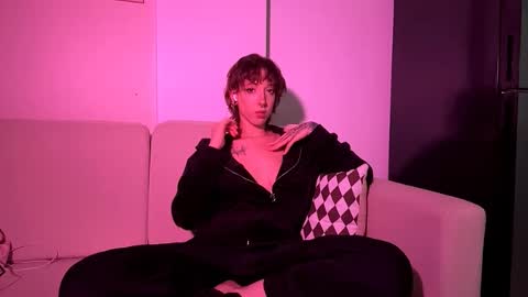 Yelyzaveta online show from February 14, 6:32 am