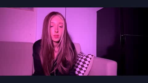 Yelyzaveta online show from February 16, 12:12 pm