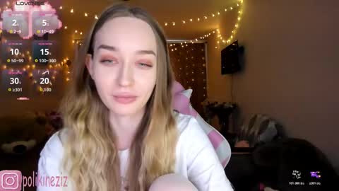 Sara online show from February 12, 1:50 pm