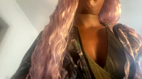 Alexismerton online show from July 26, 3:41 pm