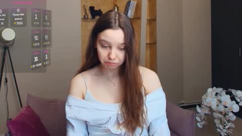 Lollita online show from December 5, 10:35 am