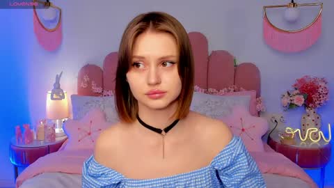 Snapshot of merylew chatting on April 15, 5:25 am Anna online show from April 15, 5:25 am