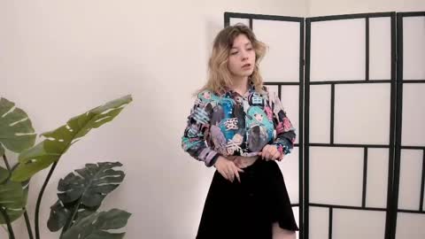 Louis online show from February 19, 4:11 pm