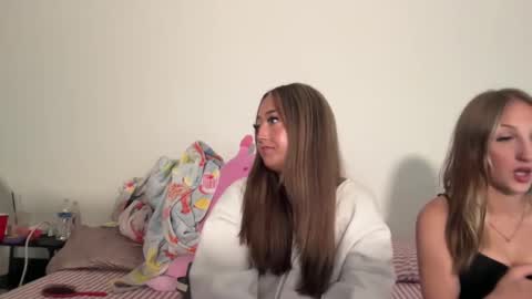 mesamarie online show from September 11, 7:47 pm