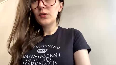 Snapshot of mesmerizing_hypn0_goddess chatting on October 9, 8:34 am Jessica online show from October 9, 8:34 am