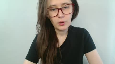 Snapshot of mesmerizing_hypn0_goddess chatting on October 14, 9:54 am Jessica online show from October 14, 9:54 am