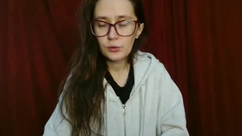 Snapshot of mesmerizing_hypn0_goddess chatting on November 5, 12:16 pm Jessica online show from November 5, 12:16 pm