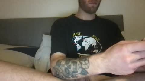 messageme11 online show from November 29, 10:35 pm