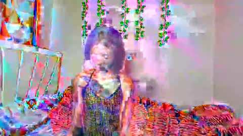 Snapshot of messyluna chatting on March 19, 7:56 am meggy and bree online show from March 19, 7:56 am