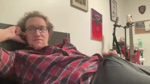 metallica92786 online show from December 22, 6:28 am