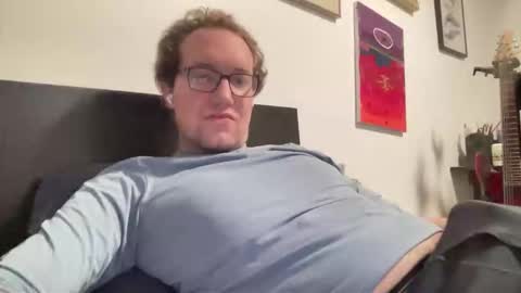 metallica92786 online show from December 22, 4:42 am