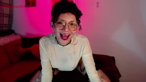 Mor online show from October 21, 12:00 am