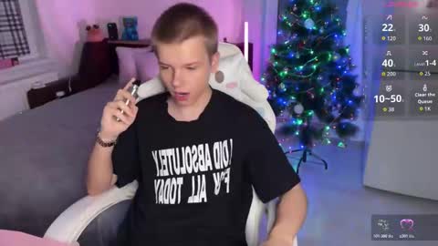 Arthur online show from December 15, 1:37 pm