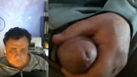 Snapshot of metrowester chatting on April 2, 7:33 pm metrowester online show from April 2, 7:33 pm