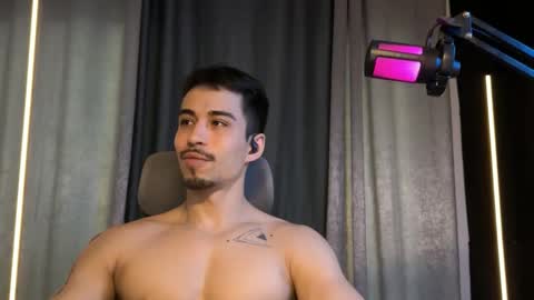 mettew22cm online show from December 1, 7:41 pm