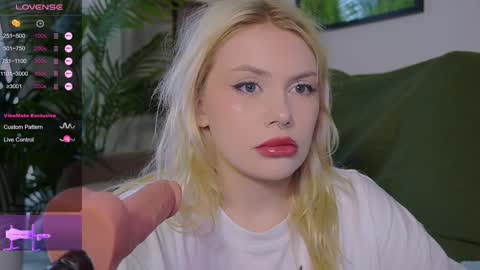 Stella online show from September 29, 6:40 am