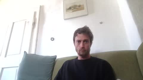 mew online show from May 13, 9:28 am