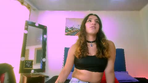mew_alix online show from June 20, 7:49 pm