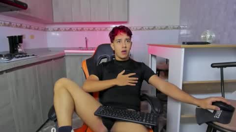 mexwilliams online show from December 15, 12:53 pm