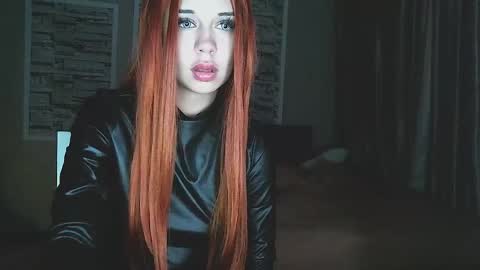 Snapshot of mezzalunaa chatting on February 26, 6:54 pm vollmond online show from February 26, 6:54 pm