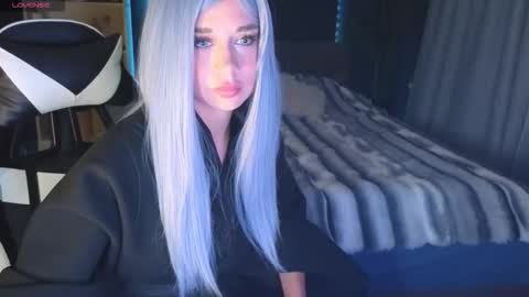 Snapshot of mezzalunaa chatting on September 26, 12:03 am vollmond online show from September 26, 12:03 am