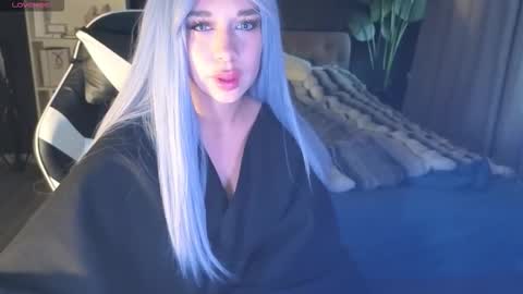 Snapshot of mezzalunaa chatting on September 27, 2:38 am vollmond online show from September 27, 2:38 am