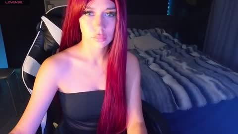 Snapshot of mezzalunaa chatting on November 3, 2:35 am vollmond online show from November 3, 2:35 am