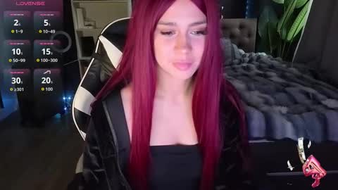 Snapshot of mezzalunaa chatting on December 1, 6:18 am vollmond online show from December 1, 6:18 am