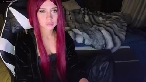 Snapshot of mezzalunaa chatting on December 4, 10:18 pm vollmond online show from December 4, 10:18 pm