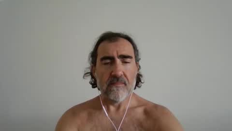Snapshot of mfbardo1 chatting on May 29, 6:28 pm DaddyBear4U online show from May 29, 6:28 pm