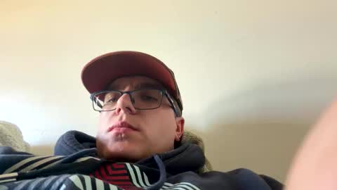 Snapshot of mfjdu838 chatting on March 15, 6:58 pm mfjdu838 online show from March 15, 6:58 pm