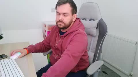 mg-of online show from November 5, 10:15 am