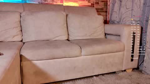 Snapshot of mhatias_ chatting on March 9, 9:35 am MATHIAS online show from March 9, 9:35 am