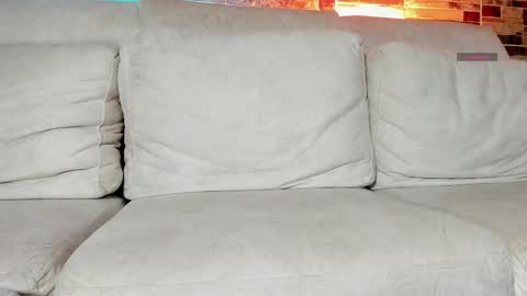 Snapshot of mhatias_ chatting on March 10, 6:40 am MATHIAS online show from March 10, 6:40 am