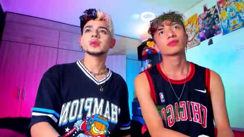 Snapshot of mhatias_ chatting on March 13, 10:22 am MATHIAS online show from March 13, 10:22 am