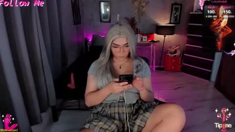 miss devil online show from December 16, 1:21 am