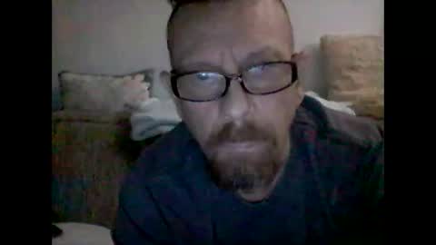mhitch924 online show from May 23, 1:11 am