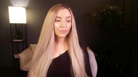 mi1a_ online show from April 4, 3:05 am