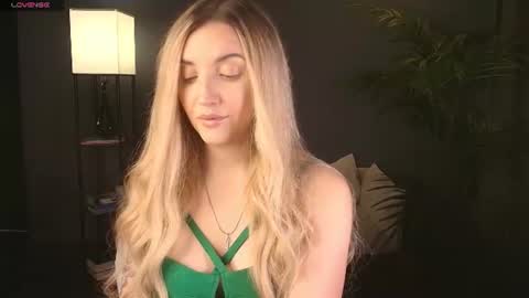 mi1a_ online show from July 26, 8:43 am