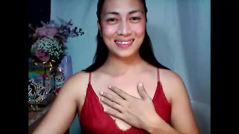 Snapshot of mia0113 chatting on December 1, 2:44 pm Mia online show from December 1, 2:44 pm