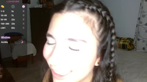 Snapshot of mia__lopez_ chatting on December 4, 1:03 am Mia online show from December 4, 1:03 am