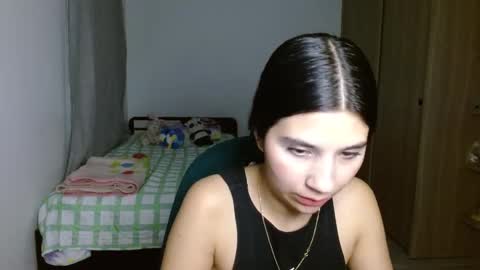Snapshot of mia__lopez_ chatting on September 18, 1:51 am Mia online show from September 18, 1:51 am