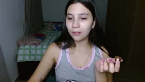 Snapshot of mia__lopez_ chatting on October 9, 1:14 am Mia online show from October 9, 1:14 am