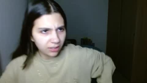 Snapshot of mia__lopez_ chatting on October 17, 1:31 am Mia online show from October 17, 1:31 am