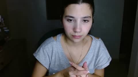 Mia online show from July 1, 2:46 am
