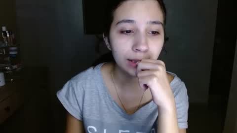 Mia online show from July 4, 5:35 am